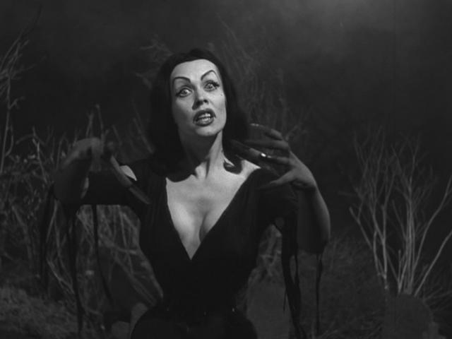 Re Bella Looks Like Morticia Addams in New Twilight Picture Re Bella Looks Like Morticia Addams in New Twilight Picture