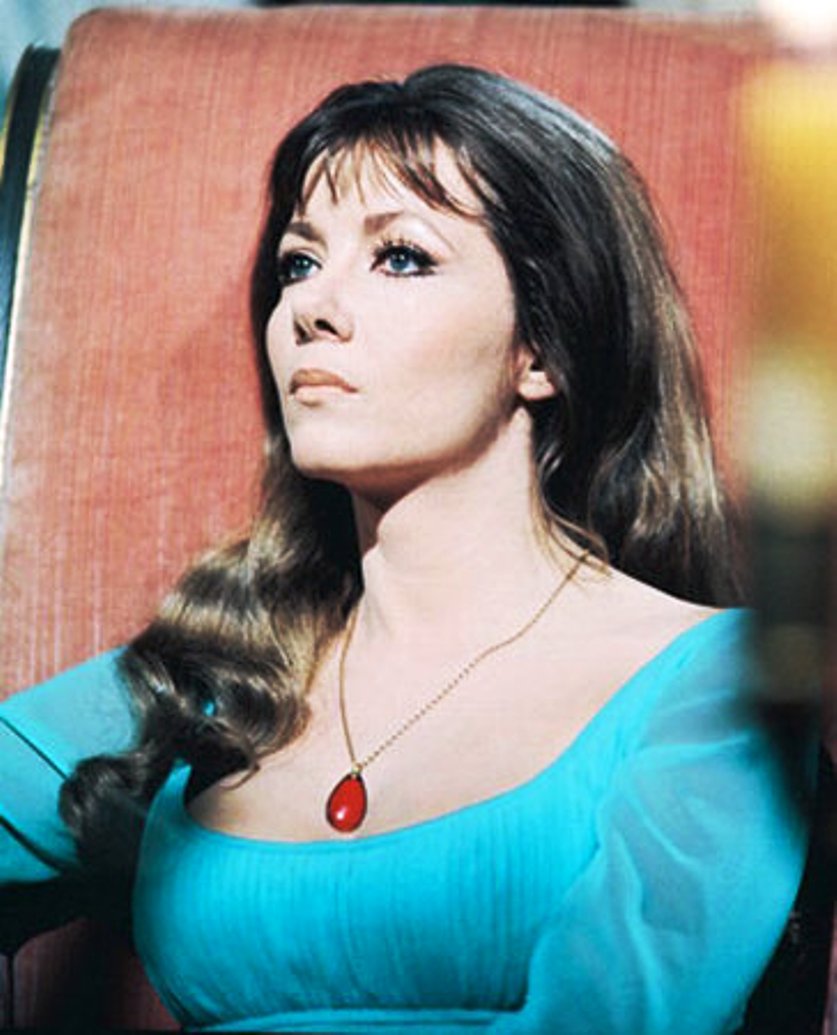 Ms.Ingrid Pitt