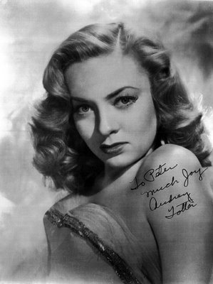 Audrey Totter, femme fatale actress of film noir, dies at 95