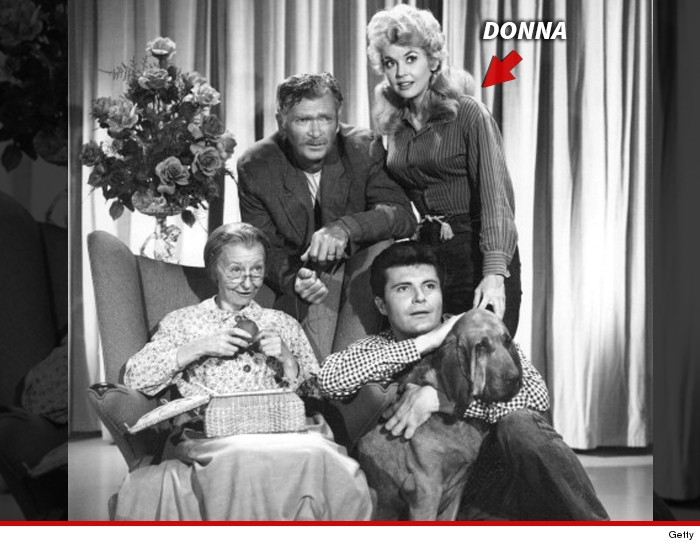 Donna Douglas, aka Elly May Clampett, passes away at age 81